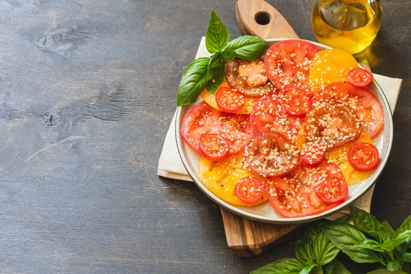 Tomato Salad Hemp Seeds Healthy Food Concept Superfoods — 스톡 사진