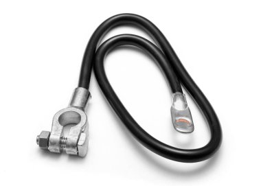 Beyaz üzerine yeni akü kablosu