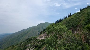 Dağların güzel manzarası