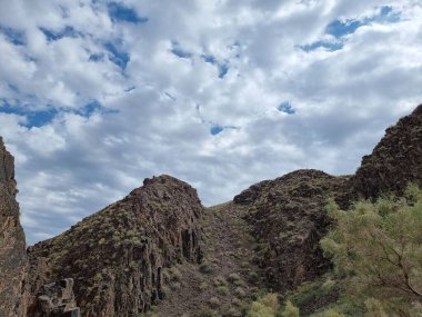 Dağların güzel manzarası