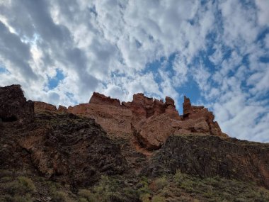 Dağların güzel manzarası