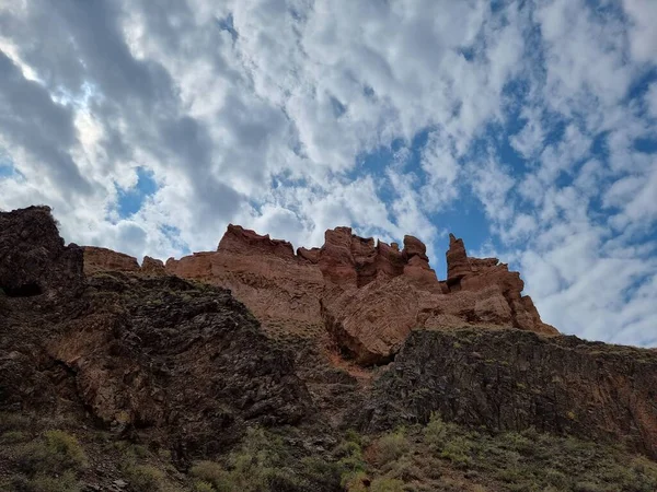 Dağların güzel manzarası