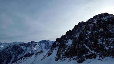 Dağların güzel manzarası