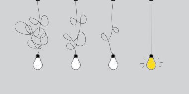 Gri arkaplanı olan ampul pankartıyla yaratıcı bir fikir