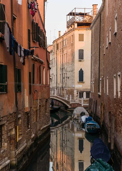 Blick Auf Einen Charmanten Kanal Und Typische Architektur Venedig Italien — Stockfoto