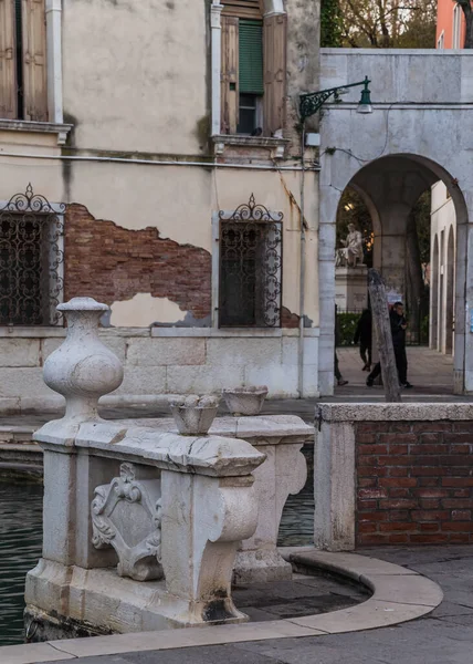 Архитектурные Детали Старого Здания Венеции Италия — стоковое фото