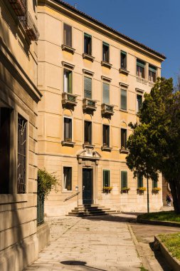 İtalya, Venedik 'te eski bir caddenin güzel mimari ayrıntıları