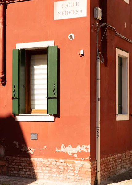 Krásný Architektonický Detail Staré Ulice Benátkách Itálie — Stock fotografie