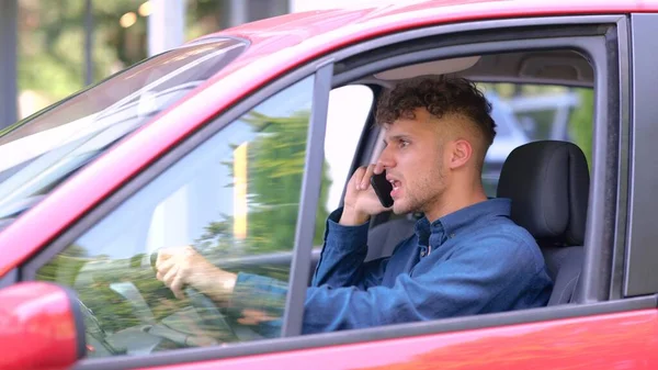Close Caucasian Young Man Sitting Car Drivers Seat Talking Smartphone — 图库照片