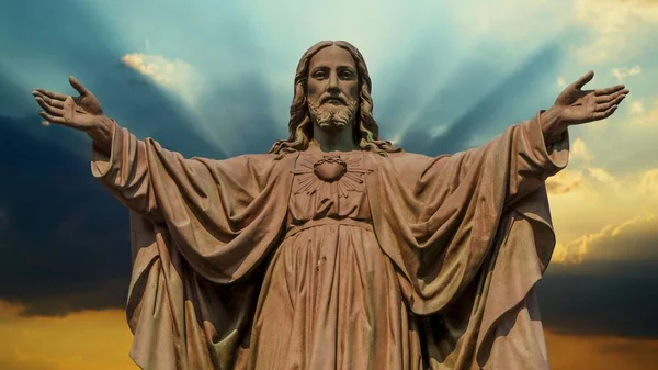 Statue Jésus Christ Les Lumières Soleil Brille Travers Les Nuages — Photo