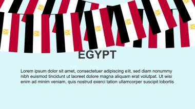 İpe asılı Mısır bayrakları, kutlama ve selamlama konsepti, metin alanı, afiş ve poster fikri, dekorasyon malzemesi, bağımsızlık günü olan Mısır bayrakları