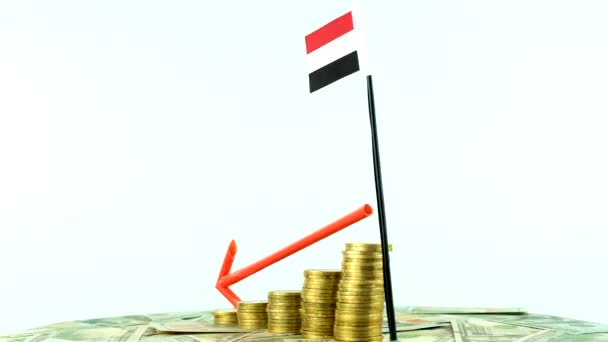 Bandeira Iêmen Com Moedas Plataforma Giratória Vídeo Conceito Inflação Seta — Vídeo de Stock
