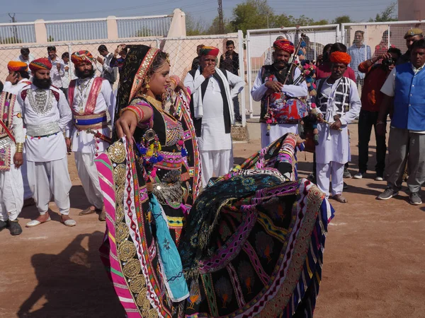 Bikaner Rajasthan India January 2018 Young Female Dancer Traditional Dress — Stock Photo, Image