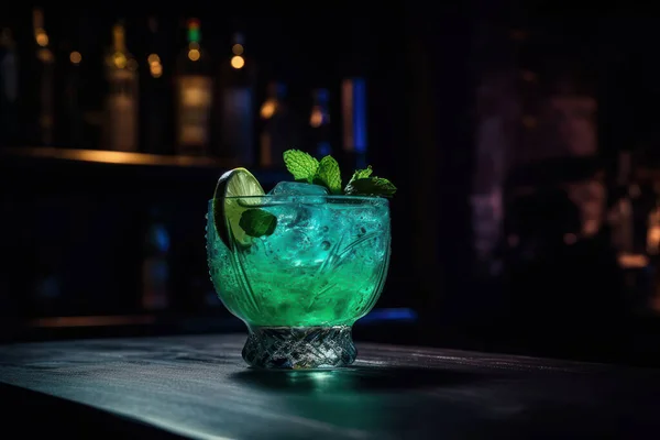 Glass Cocktail Lemon Black Background — 스톡 사진