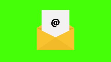 Parlak yeşil ekran arkaplanındaki bir e-posta sembolünü ortaya çıkarmak için sarı zarfın basit bir animasyonu. Canlandırma düzdür ve basit şekiller kullanır.