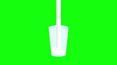 Süt dolu süt bardağı. Süt ve süt dolu. Titreşen yeşil ekran.