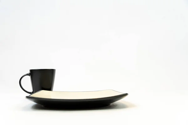 黑色和白色陶瓷碗隔离在白色背景上 Mexico Latin America Ica — 图库照片