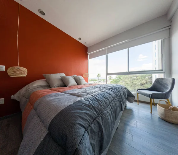 Hermoso Dormitorio Principal Una Nueva Casa Lujo Con Vista Baño — Foto de Stock
