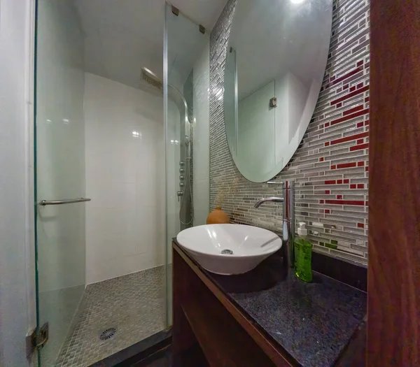 Pequeno Banheiro Apartamento Decoração Moderna Interior Elegante México América Latina — Fotografia de Stock