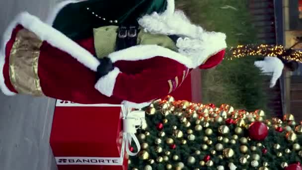 Osoba Proti Vánocům Enojona Slaví Vánoce Mexiko Latinská Amerika Guadalajara — Stock video