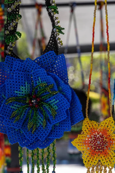 Huichol Wixarika Culture Selling Handicrafts Public Square Handicrafts Made Chaquira — Foto Stock