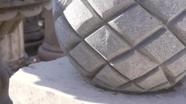 大理石加工用大型天然石材 不同尺寸和形状 — 图库视频影像
