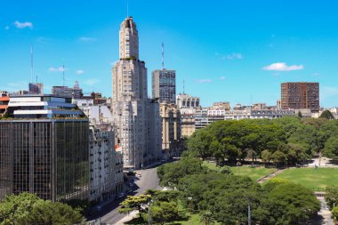 Buenos Aires 'teki Kavanagh sanat deco binası