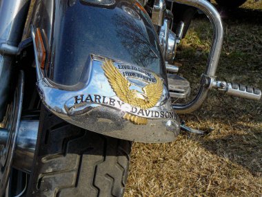 Harley Davidson motosikletinin çamurluğunun ayrıntıları.