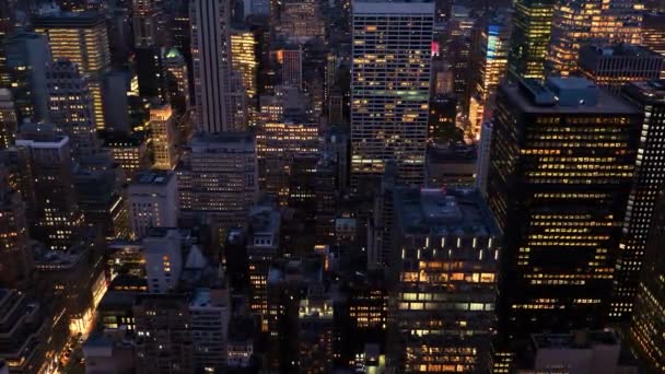Natt Antenn Utsikt Över New York City Fantastiska Gnistrande Ljusbyggnad — Stockvideo