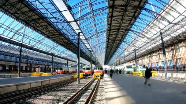 Paysage Les Gens Qui Attendent Train Station Métro Voyage Métro — Video