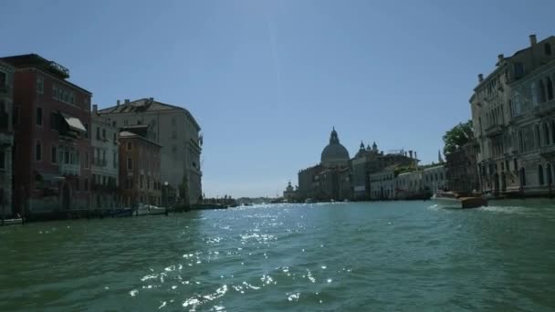 Venedik Kanalı Venedik Doğa Vatandaşlar Turistler Manzaralı Seyahat Eden Mimari — Stok video