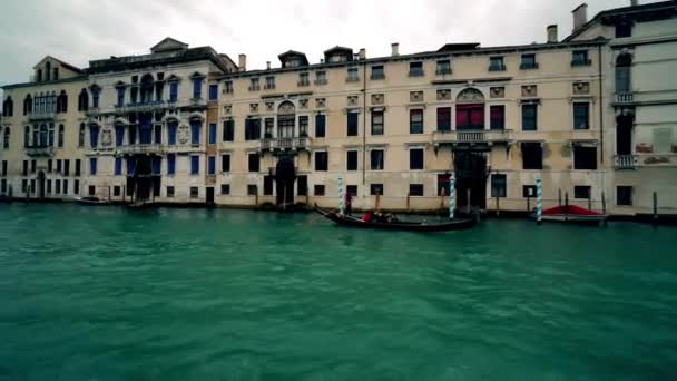 Венеціанські Історичні Будинки Над Атракціоном Гранд Каналу Історичні Будівлі Санта — стокове відео