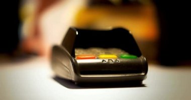 Mobil NFC ödeme teknolojisi POS terminal tüketici ticari işlemleri kablosuz müşteri makine finans bankacılık ödeme