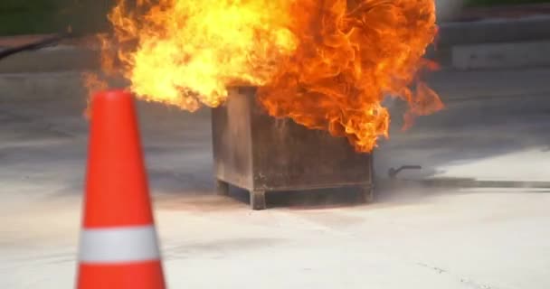 Brand Hitte Hete Rook Politie Schade Vlammen Redding Brandweerman Vlam — Stockvideo