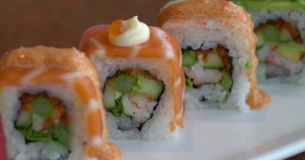 Asiatice Mâncare Asiatică Japoneză Masă Alimentară Multe Tipuri Sushi Aranja — Videoclip de stoc