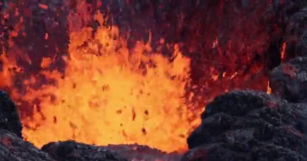 火山噴火赤熱溶岩噴火山 — ストック動画