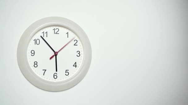 Lapso Tiempo Reloj Pared Moderno Reloj Blanco Seguir Adelante Relojes — Vídeo de stock