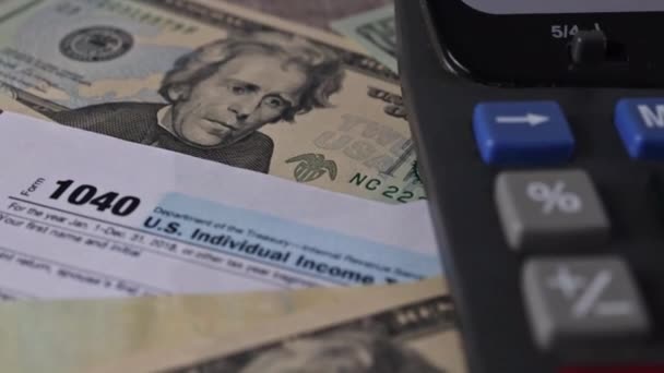 Заготовки Податкова Форма Паперу Доларові Готівкові Гроші Столі Фінансової Звітності — стокове відео