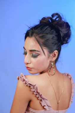 Beauty Woman portresi. Mükemmel temiz makyajlı güzel bir Asyalı manken kız. Kadın modeli pozu. Gençlik refahı kavramı