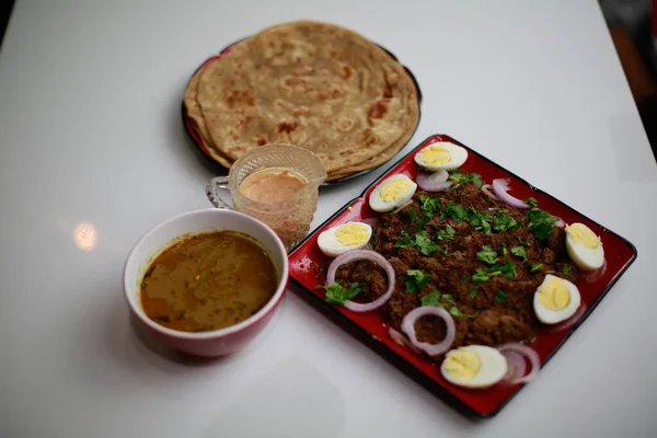 富饶健康的巴基斯坦德西食品垫 — 图库照片