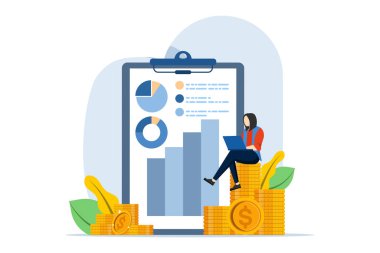 Finansal analist konsepti. Dizüstü bilgisayarlı yatırımcı kâr artışını izliyor. Madeni bir rapor okuyan bir iş kadını bir yığın altın paranın üzerinde oturuyor. Tüccar dizüstü bilgisayarda çalışıyor.