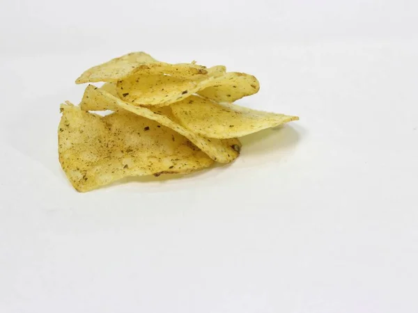 Verse Aardappel Chips Witte Achtergrond — Stockfoto