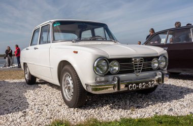 25 Mart 2023, The Alfa Romeo Classic Vehicles Tour Esposende, Braga, Portekiz.