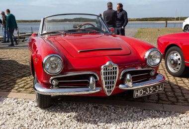 25 Mart 2023, The Alfa Romeo Classic Vehicles Tour Esposende, Braga, Portekiz.