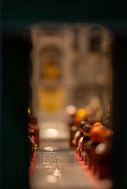 7 Ekim 2023, Custodio Freitas - Altice Forum, Braga, Portekiz 'de yer alan Lego Sanatçılarının bir sergisi olan Braga Tuğla Hayran Etkinliği sırasında Toze 