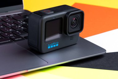 Ukrayna, Kyiv - 25 Kasım 2022: GoPro HERO 11 Siyah Aksiyon Kamerası