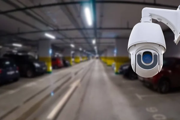 Videokamera Oder Überwachungssystem Auf Parkplätzen Innenräumen — Stockfoto
