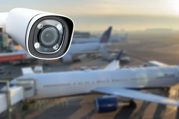 Övervakningskamera Eller Övervakning Flygplatshamnen — Stockfoto