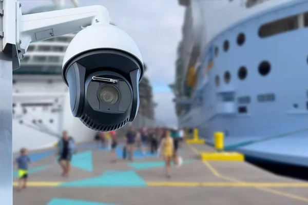 Cctv Kamera Bakgrunden Ett Kryssningsfartyg — Stockfoto