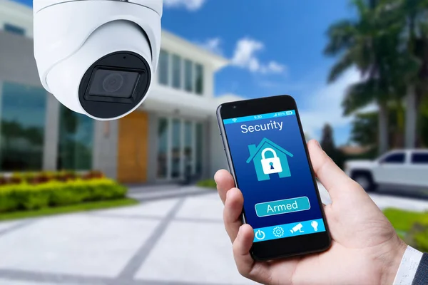 Überwachungskamera Und Smart Home App Privathaus Hintergrund — Stockfoto